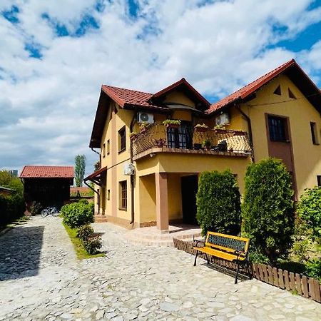 Leto House Leilighet Târgu Jiu Eksteriør bilde