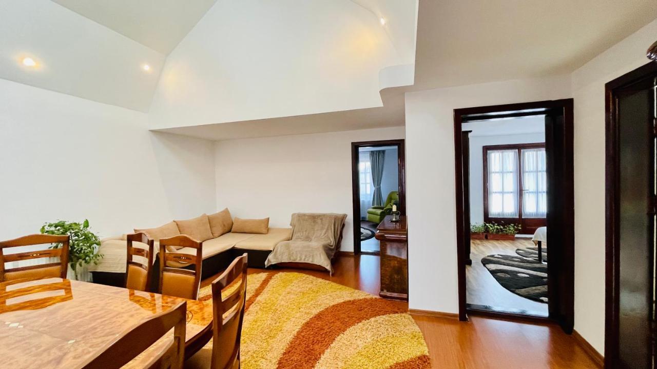 Leto House Leilighet Târgu Jiu Eksteriør bilde