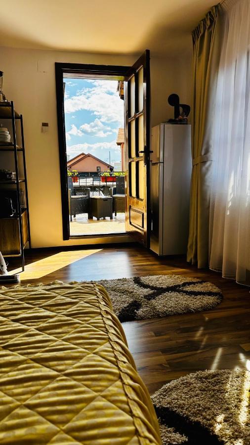 Leto House Leilighet Târgu Jiu Eksteriør bilde