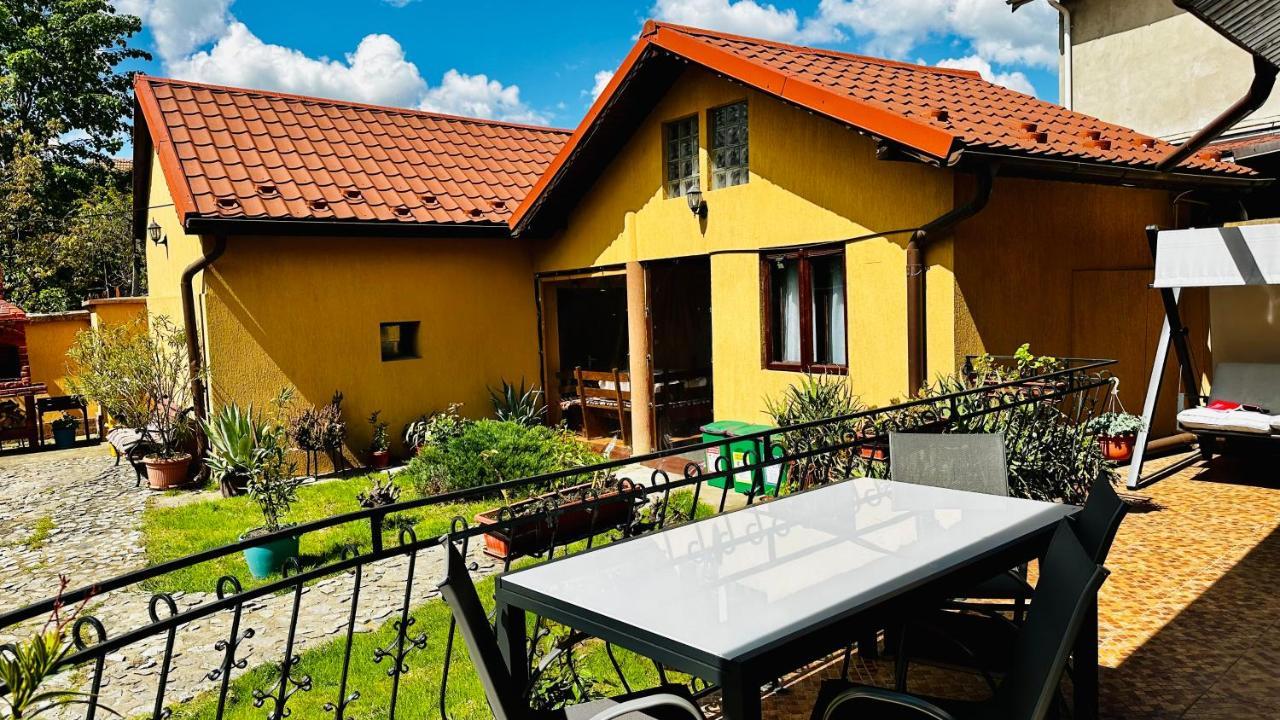 Leto House Leilighet Târgu Jiu Eksteriør bilde